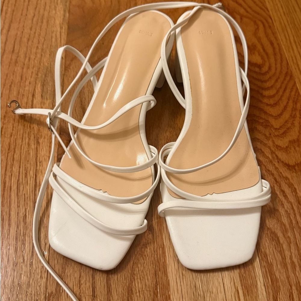 Source Unknown White Strappy Heels